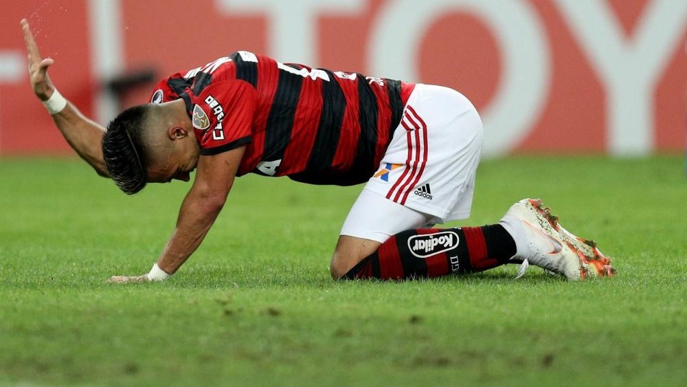 Uribe Flamengo Cruzeiro Libertadores. Goal