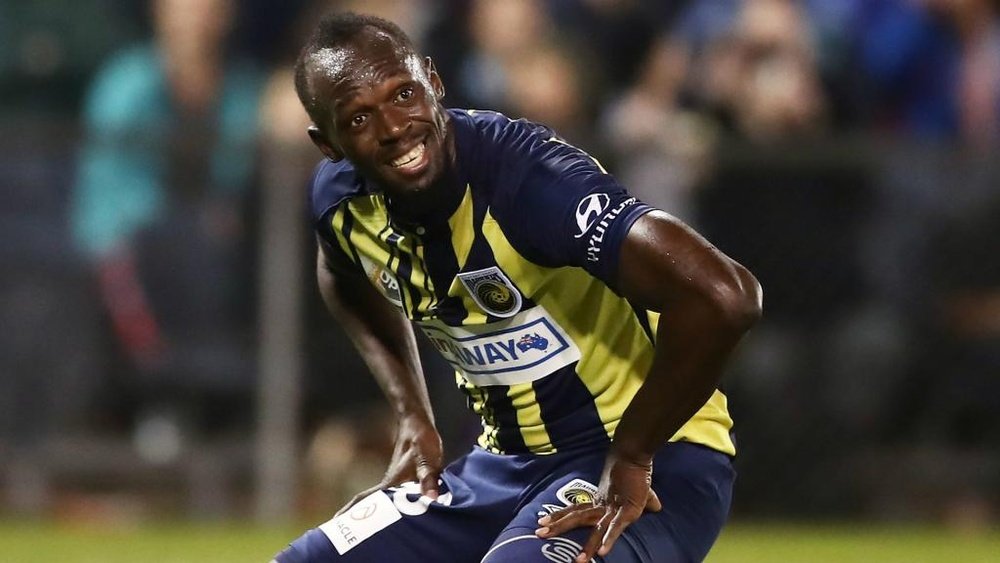 Bolt may give up on football career despite 'a lot of offers'
