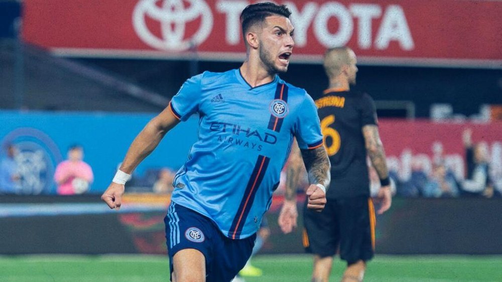 New York City 3-2 Houston Dynamo: Castellanos scores 93rd-minute winner. Goal