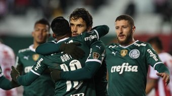 Prováveis escalações de Coritiba e Palmeiras. EFE
