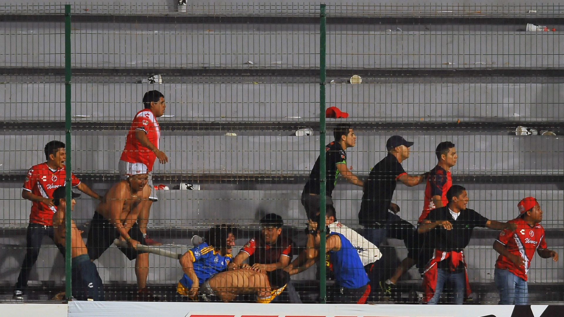 Violence in the stands mars Tigres victory