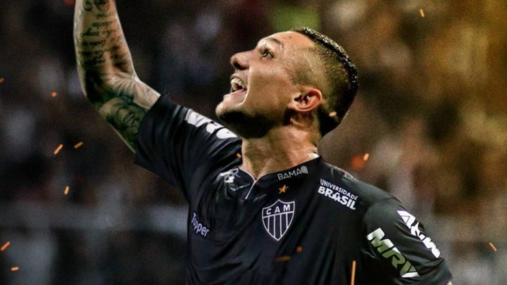 Atlético-MG acerta a contratação de Vinicius