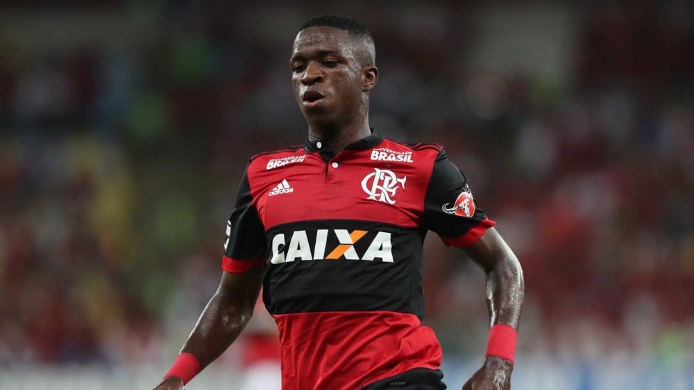 As vendas mais caras na história do Flamengo. EFE