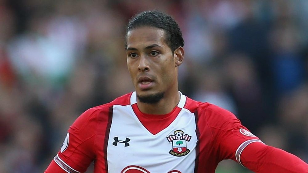 Conte refuses to discuss Van Dijk. GOAL