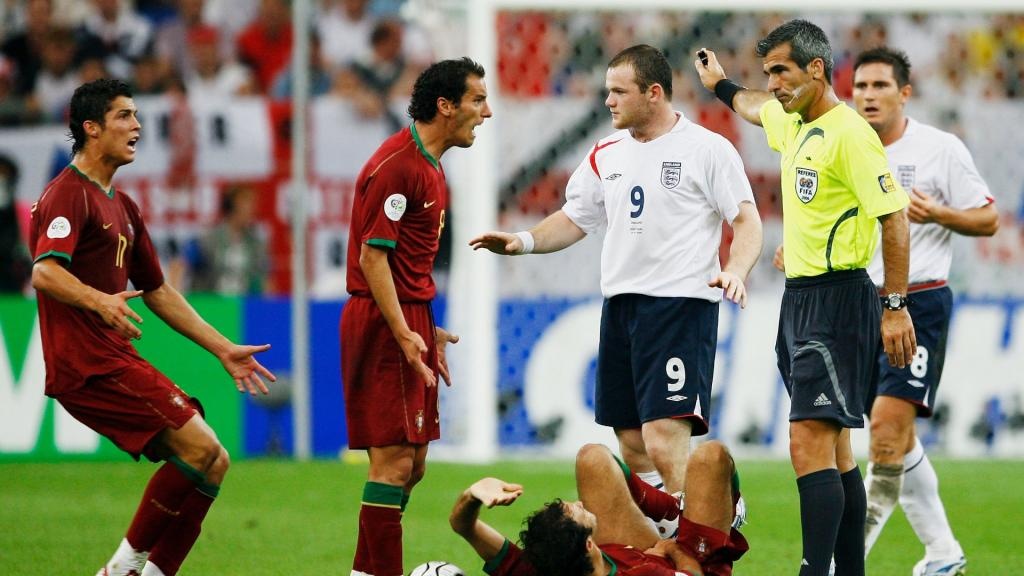 ï»¿Rooney famous consuming habits and gambling with anger