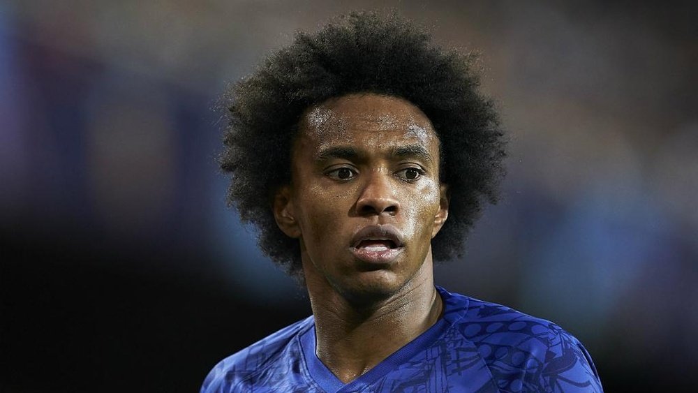 Barca will put in an offer for Willian less than 48 hours before the transfer window closes. GOAL