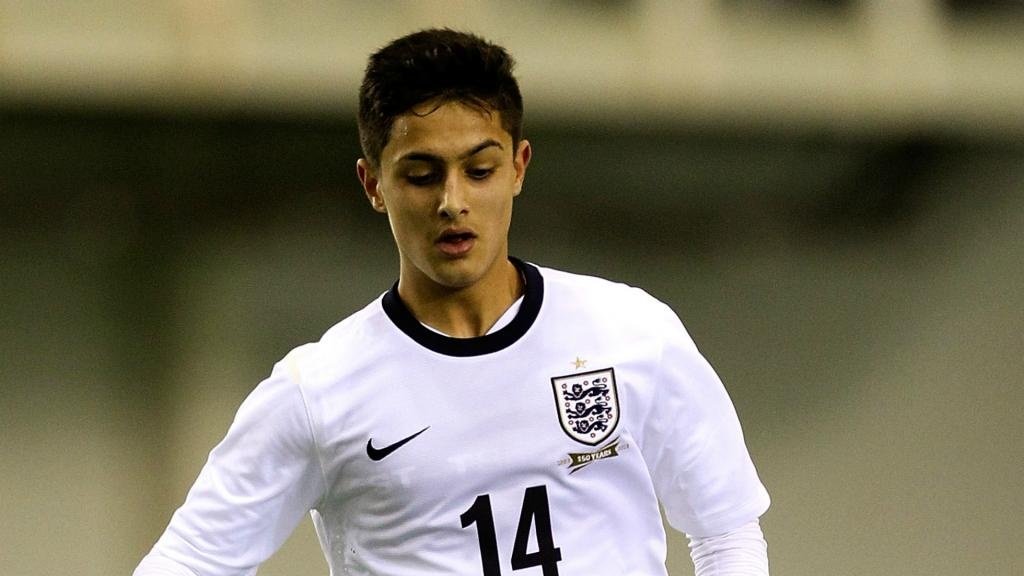 Yan Dhanda joins Swansea from Liverpool