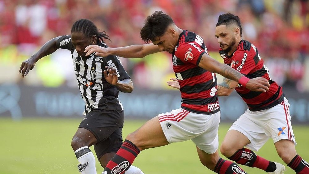 Yimmi Chara Lucas Paqueta Para Flamengo Atletico-MG Brasileirao Serie A. Goal