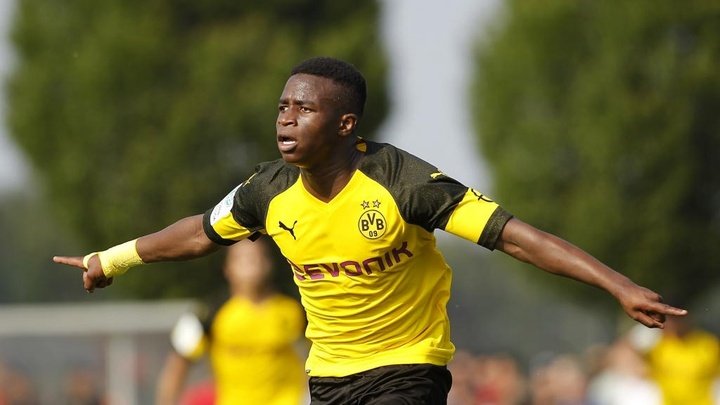 Moukoko a segno in Inter-Dortmund: record in Youth League