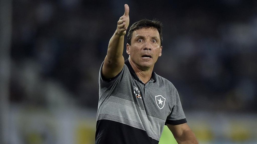 Zé Ricardo lembra 'absurdo' em demissão do Botafogo e hostilidade da torcida no aeroporto. Goal