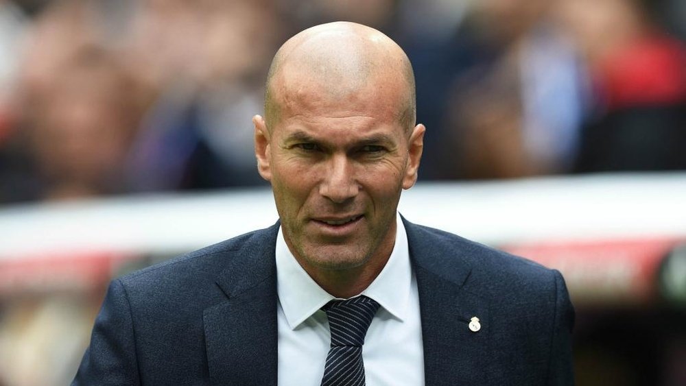 Zinedine Zidane has warned Real Madrd hierarchy about his team selection. GOAL
