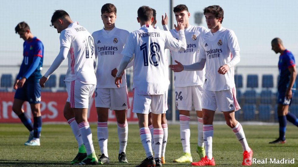 El Castilla se impuso al CD Móstoles en su primer partido del año. RealMadrid