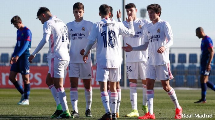 El Castilla arranca 2021 con victoria ante el CD Móstoles